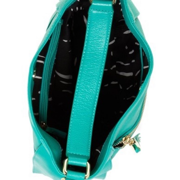 Kelsi Dagger | Issy convertible crossbody bag - Picture 3 of 8